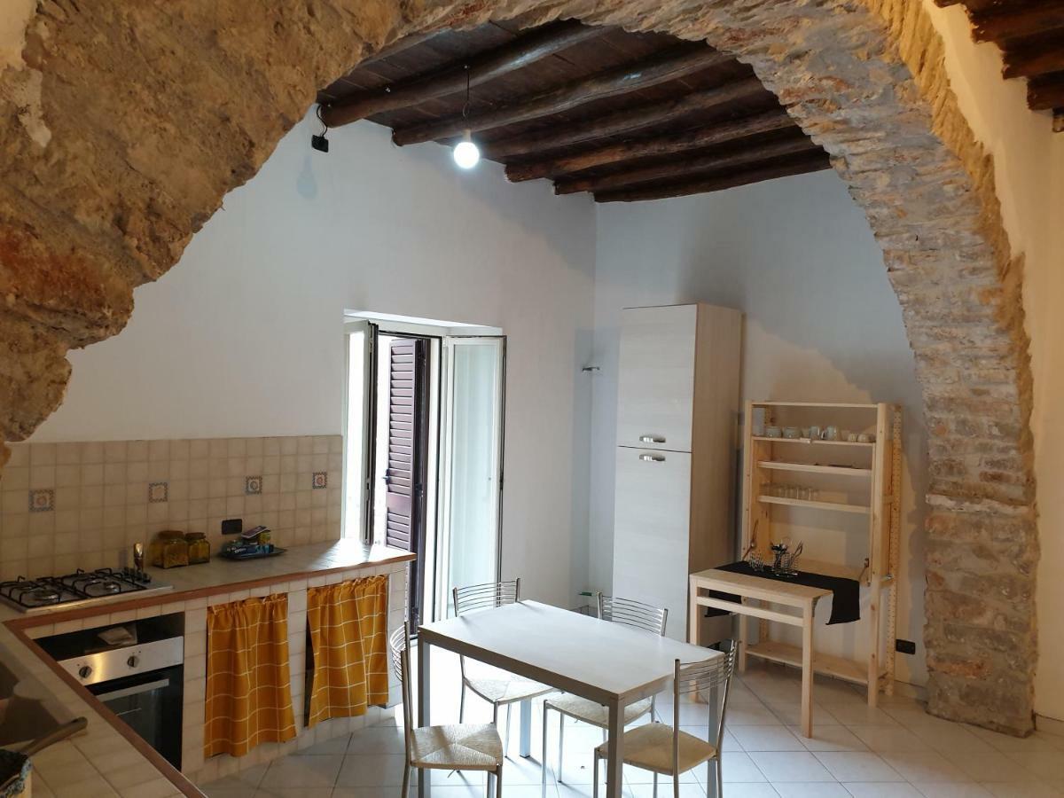 B&B "Il Vicoletto" Itri Eksteriør bilde